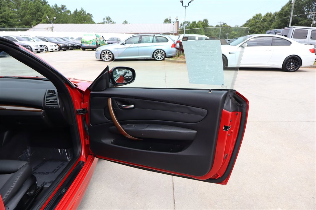Used 2011 BMW 135i Convertible RWD image 33
