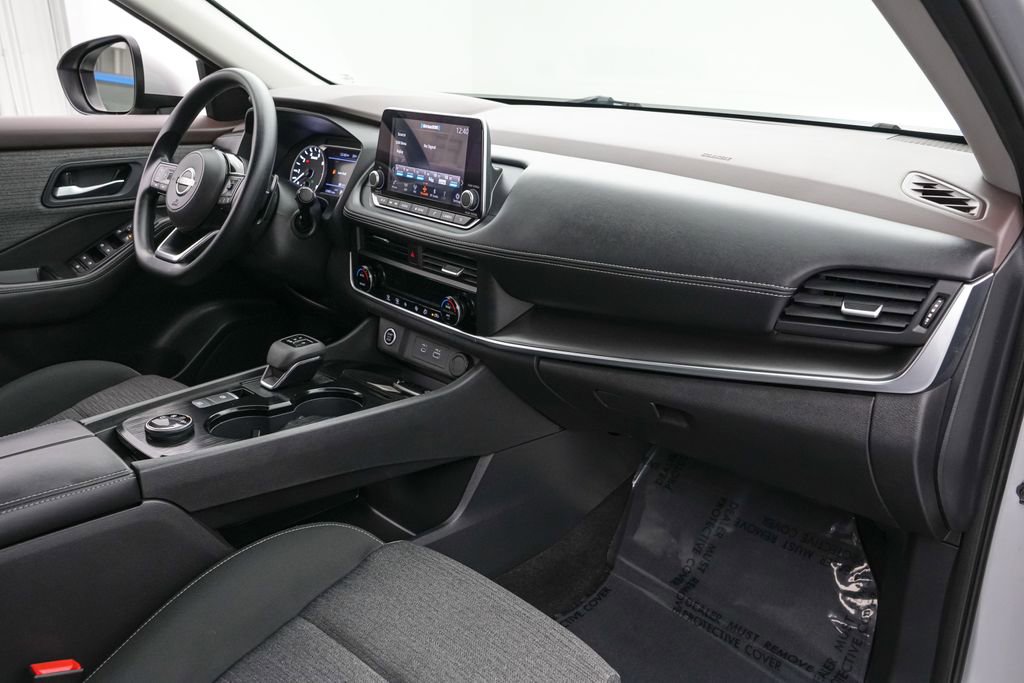 Used 2023 Nissan Rogue SV AWD/4WD image 22