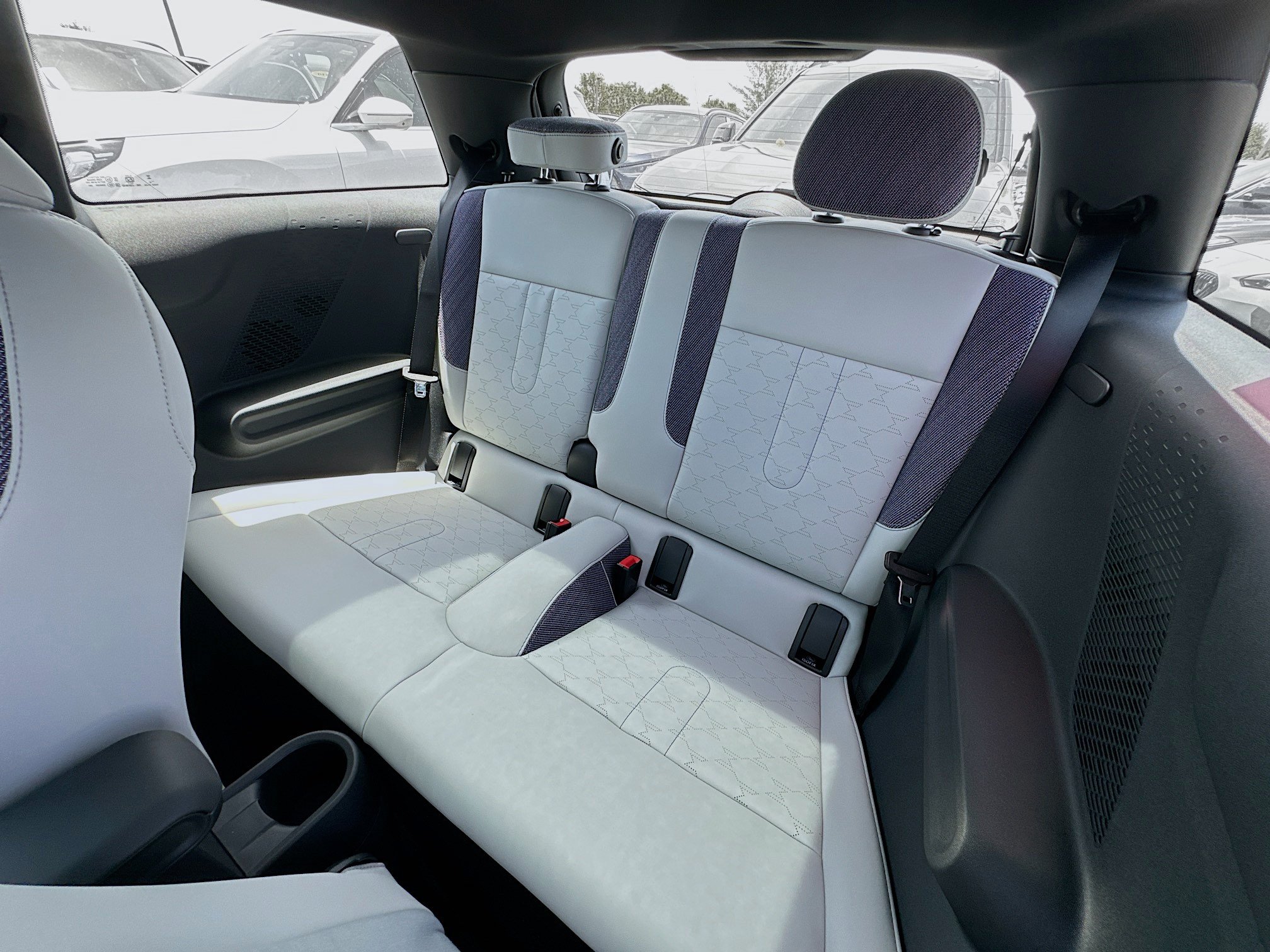 New 2026 MINI Cooper 2-Door Hardtop FWD image 17