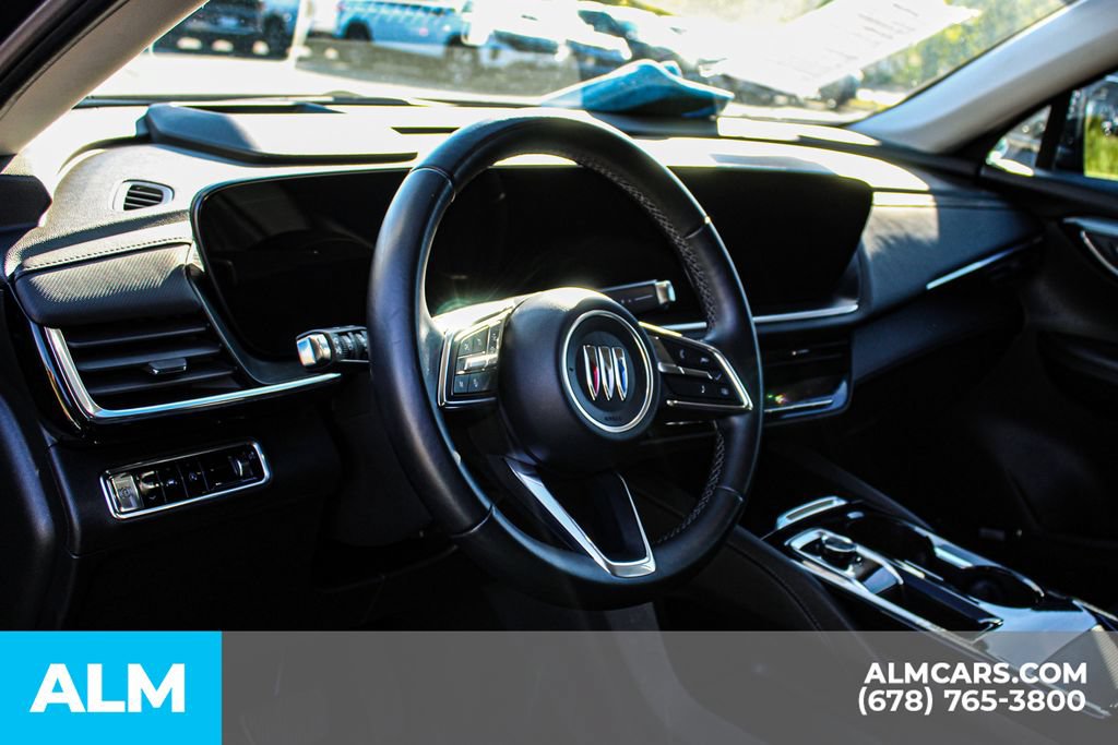 Used 2024 Buick Envision Preferred AWD/4WD image 31