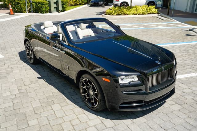 Used 2018 Rolls-Royce Dawn image 36