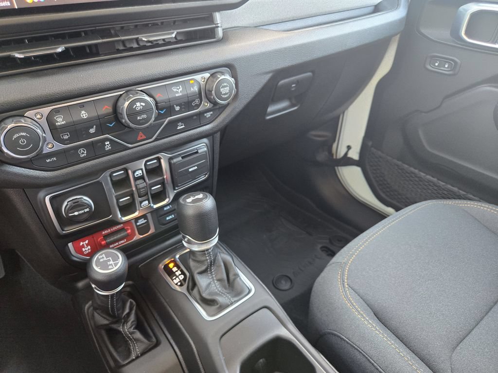New 2026 Jeep Wrangler Unlimited Sport AWD/4WD image 16