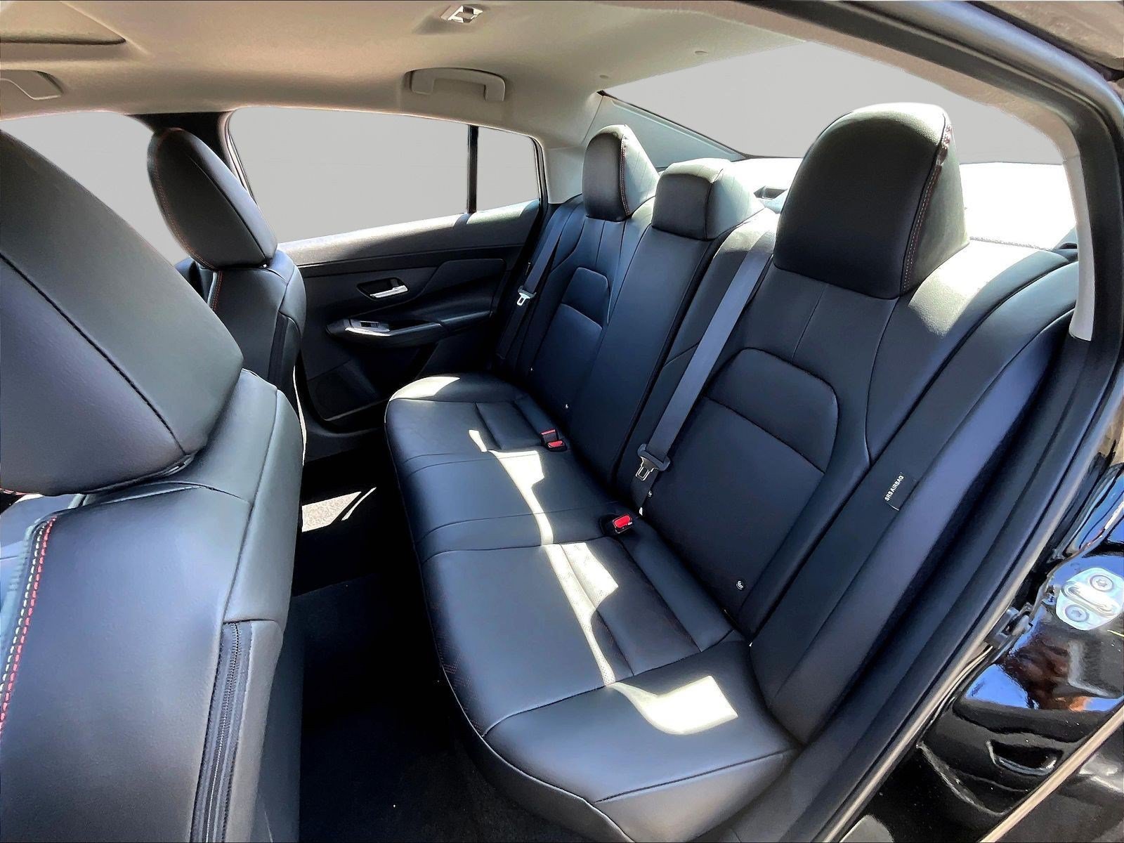 New 2027 Nissan Sentra SR w/ SR Premium Package FWD image 18