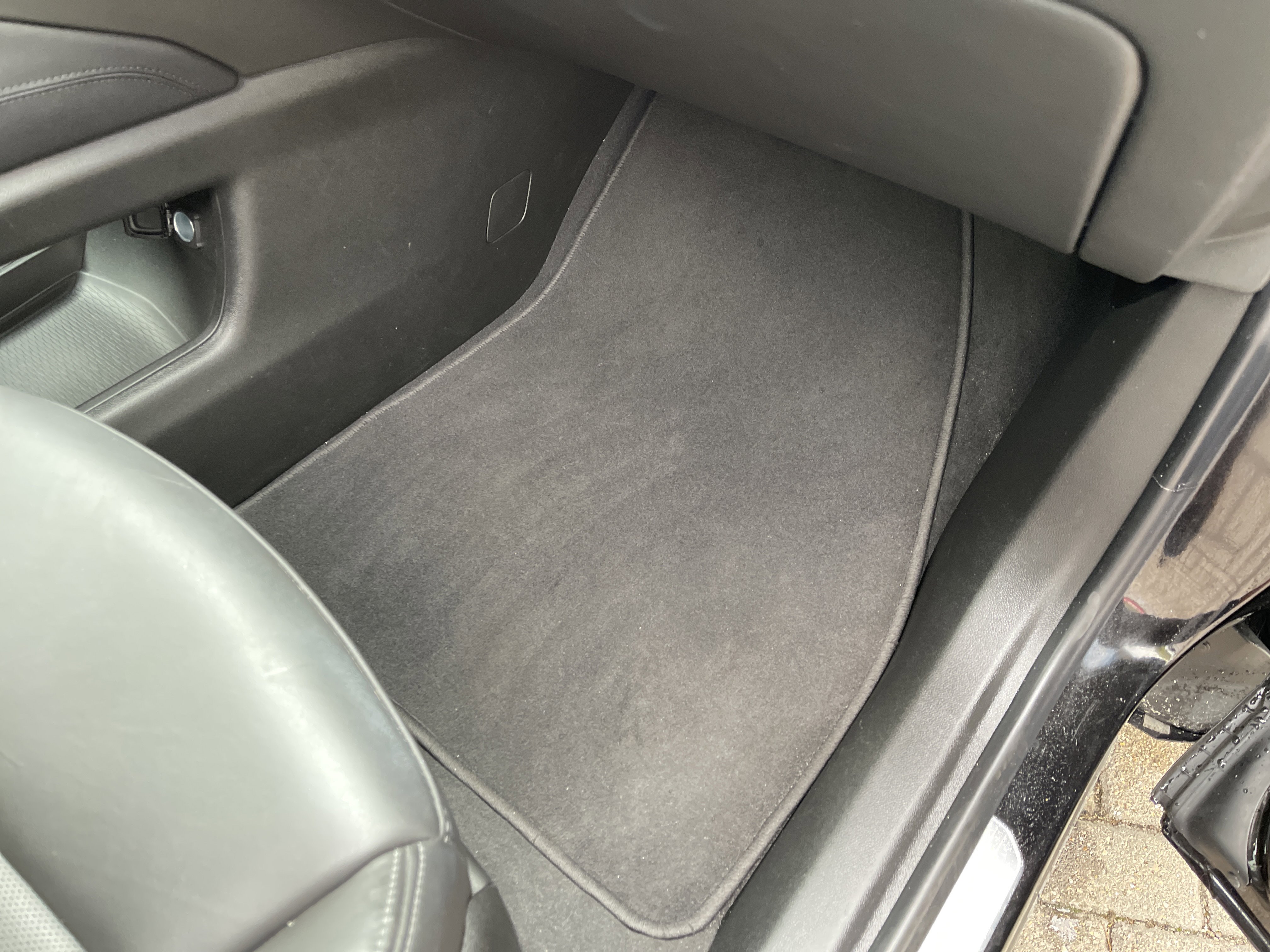 Used 2025 Cadillac XT6 Premium Luxury image 43