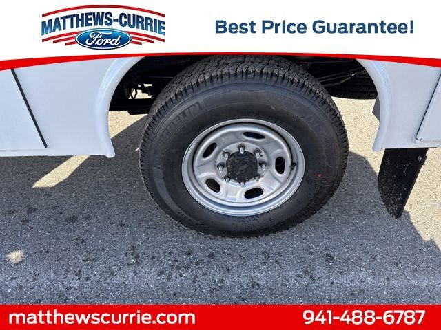 New 2026 Ford F250 XL w/ XL Chrome Package image 16