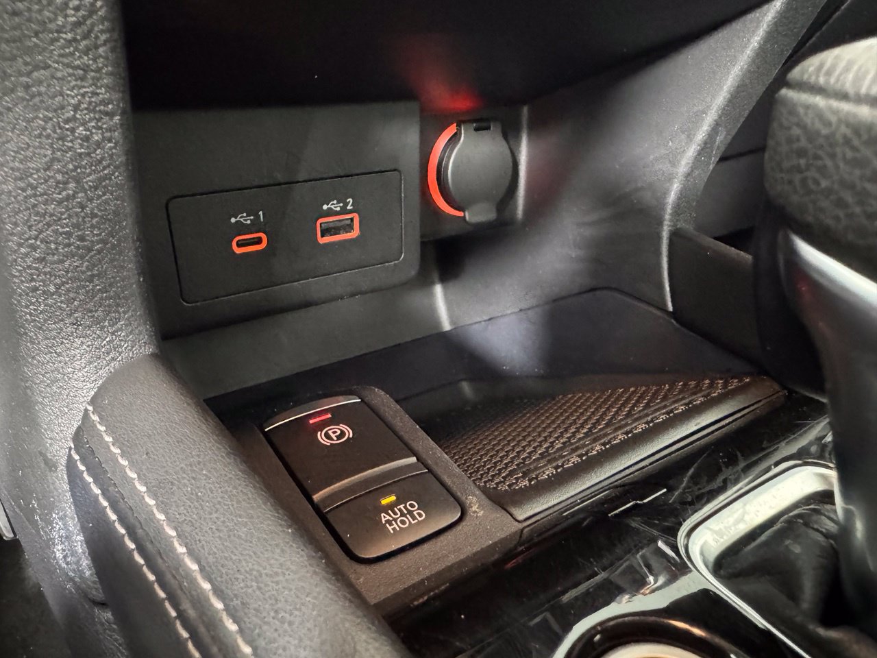 Used 2024 Nissan Kicks SV FWD image 26