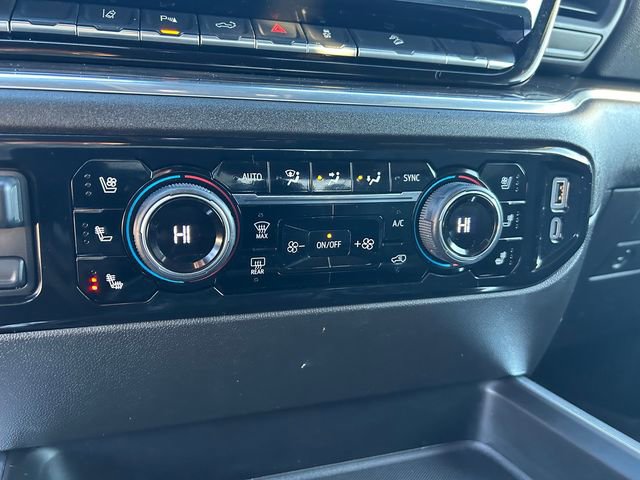 Used 2025 Chevrolet Silverado 2500 LTZ w/ LTZ Premium Package AWD/4WD image 28