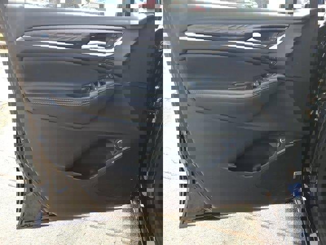 Used 2024 Buick Enclave Avenir w/ Avenir Technology Package image 17