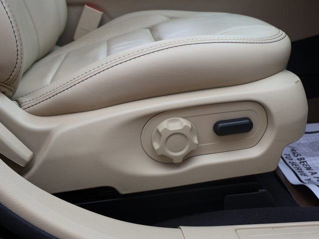 Used 2018 Ford Taurus SEL AWD/4WD image 10