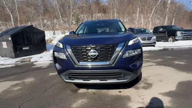Used 2023 Nissan Rogue SL AWD/4WD image 3