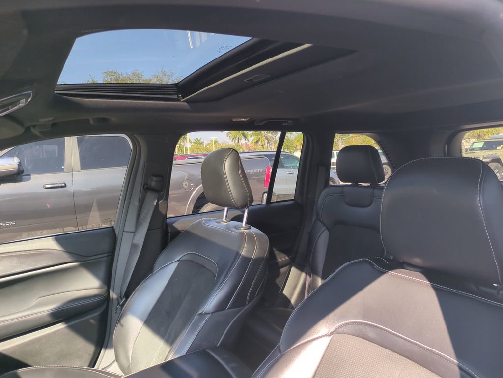 Used 2023 Jeep Grand Cherokee Altitude image 21