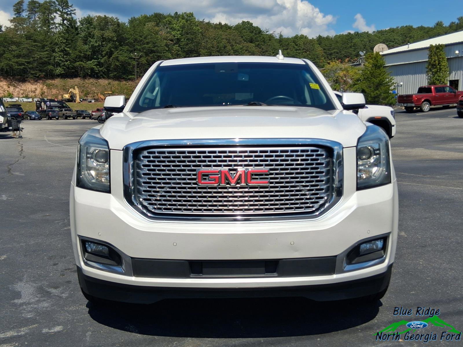 Used 2016 GMC Yukon XL Denali w/ Open Road Package image 8