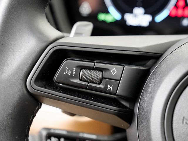 Certified 2025 Porsche Cayenne image 14