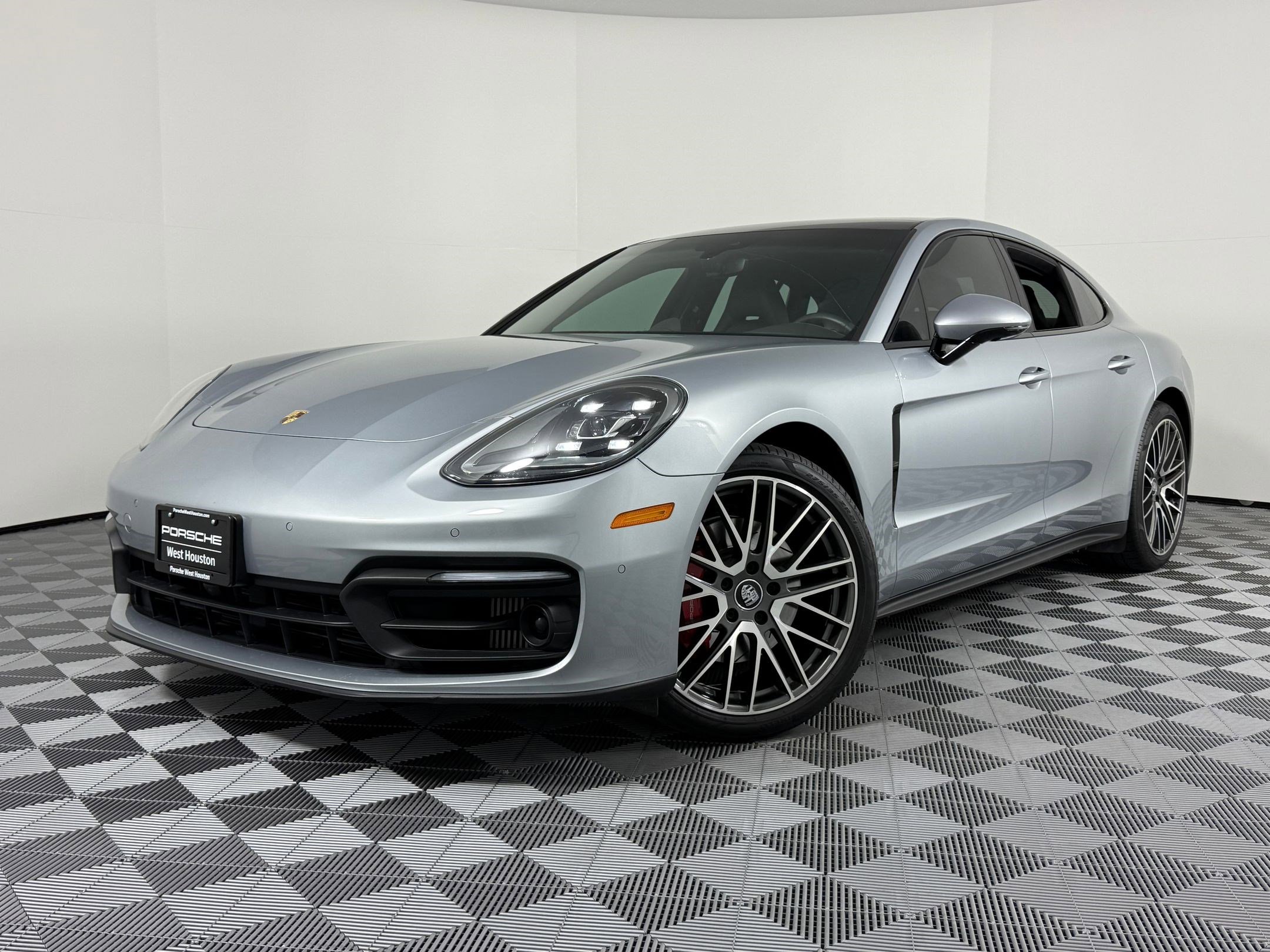 Used 2023 Porsche Panamera 4S