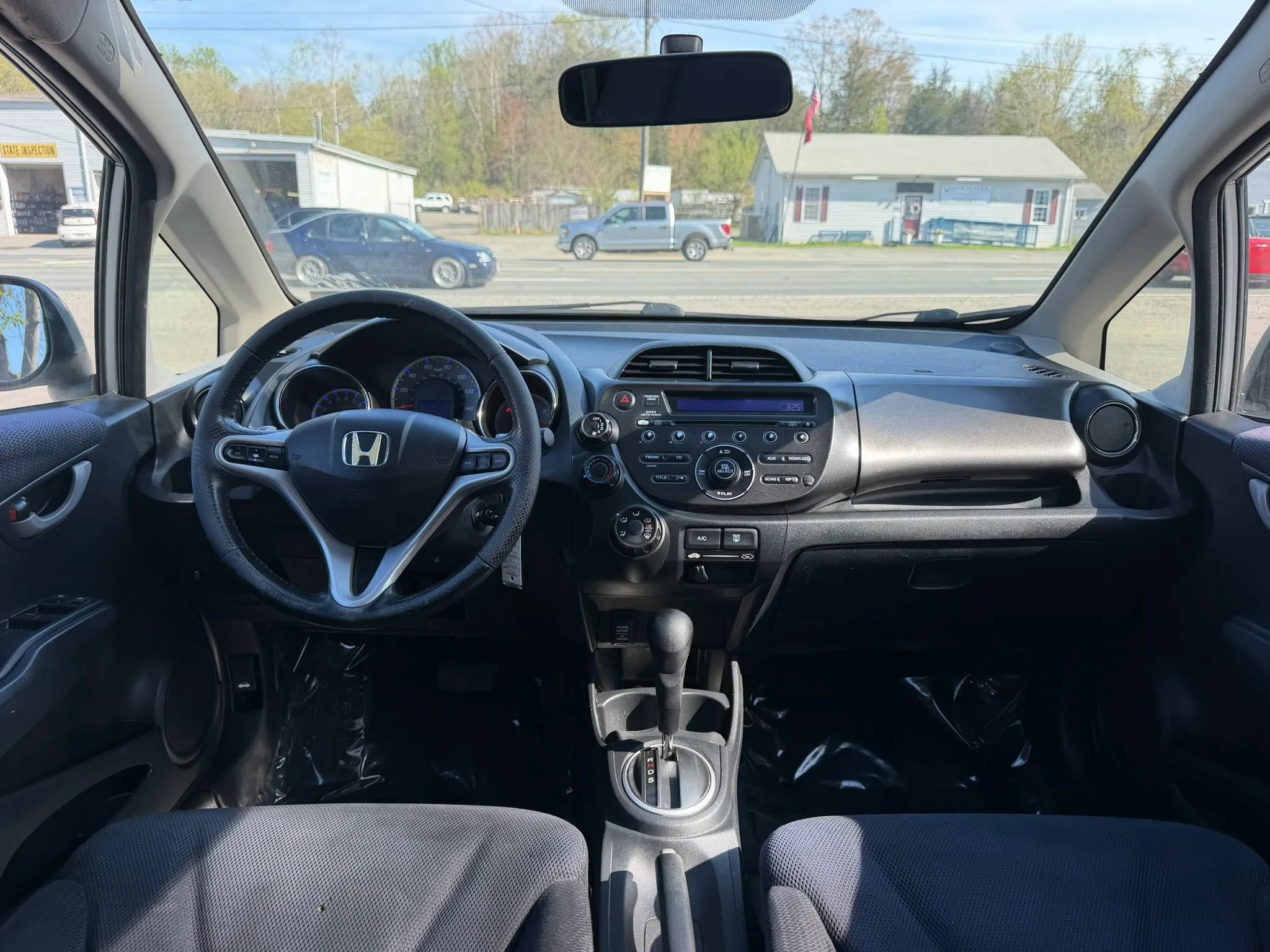 Used 2013 Honda Fit Sport image 25