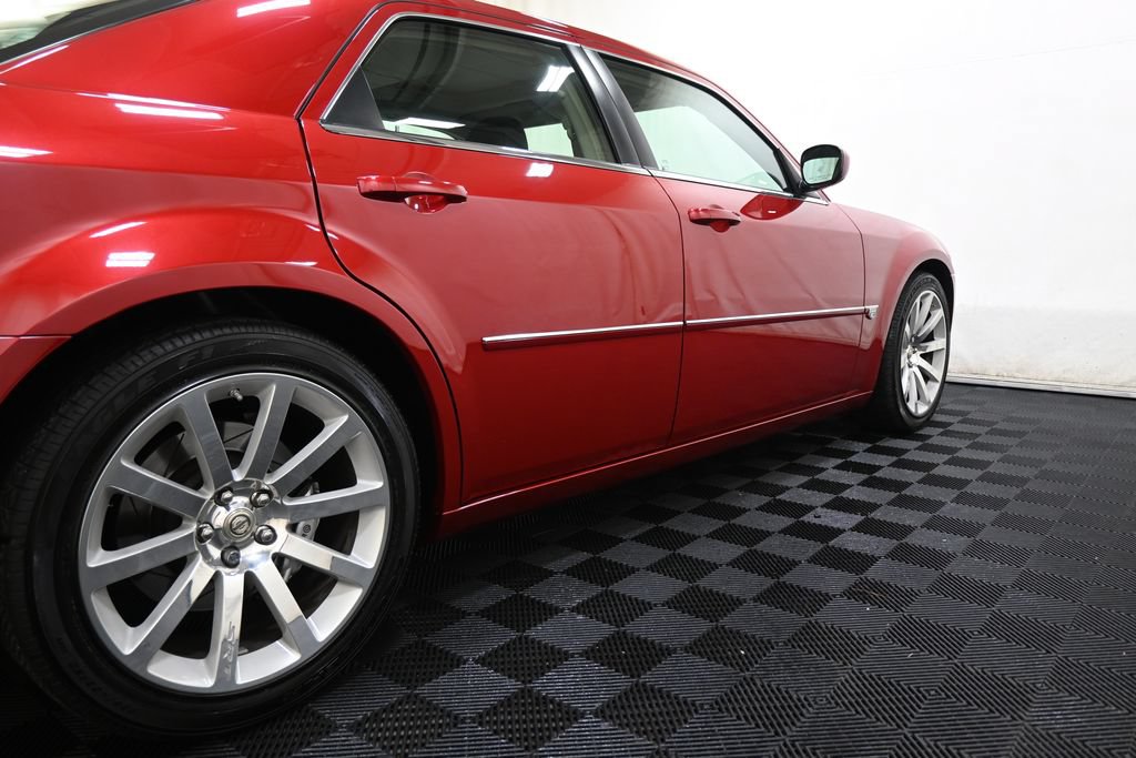 Used 2007 Chrysler 300 SRT8 RWD image 16