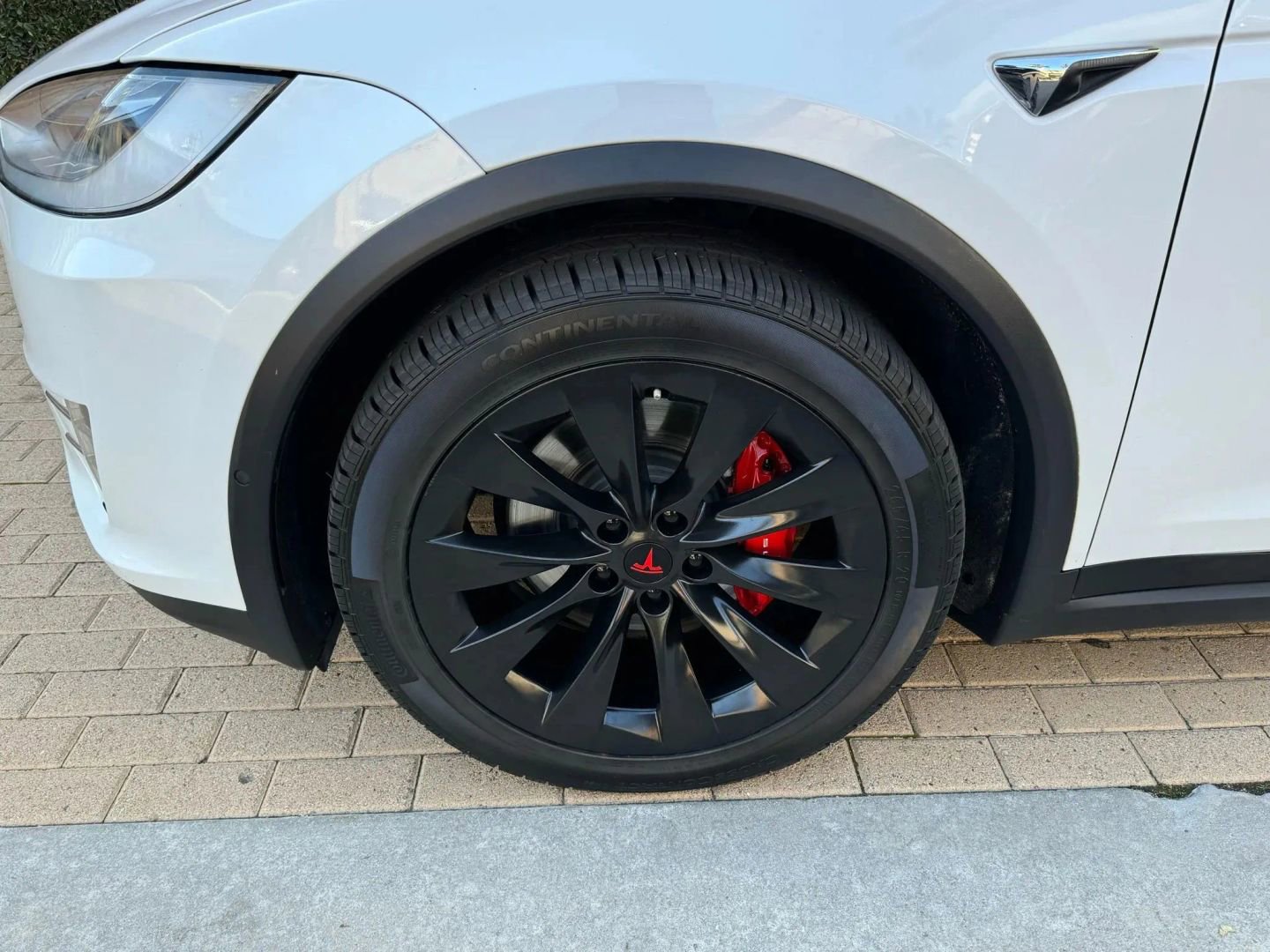Used 2020 Tesla Model X Long Range AWD/4WD image 39