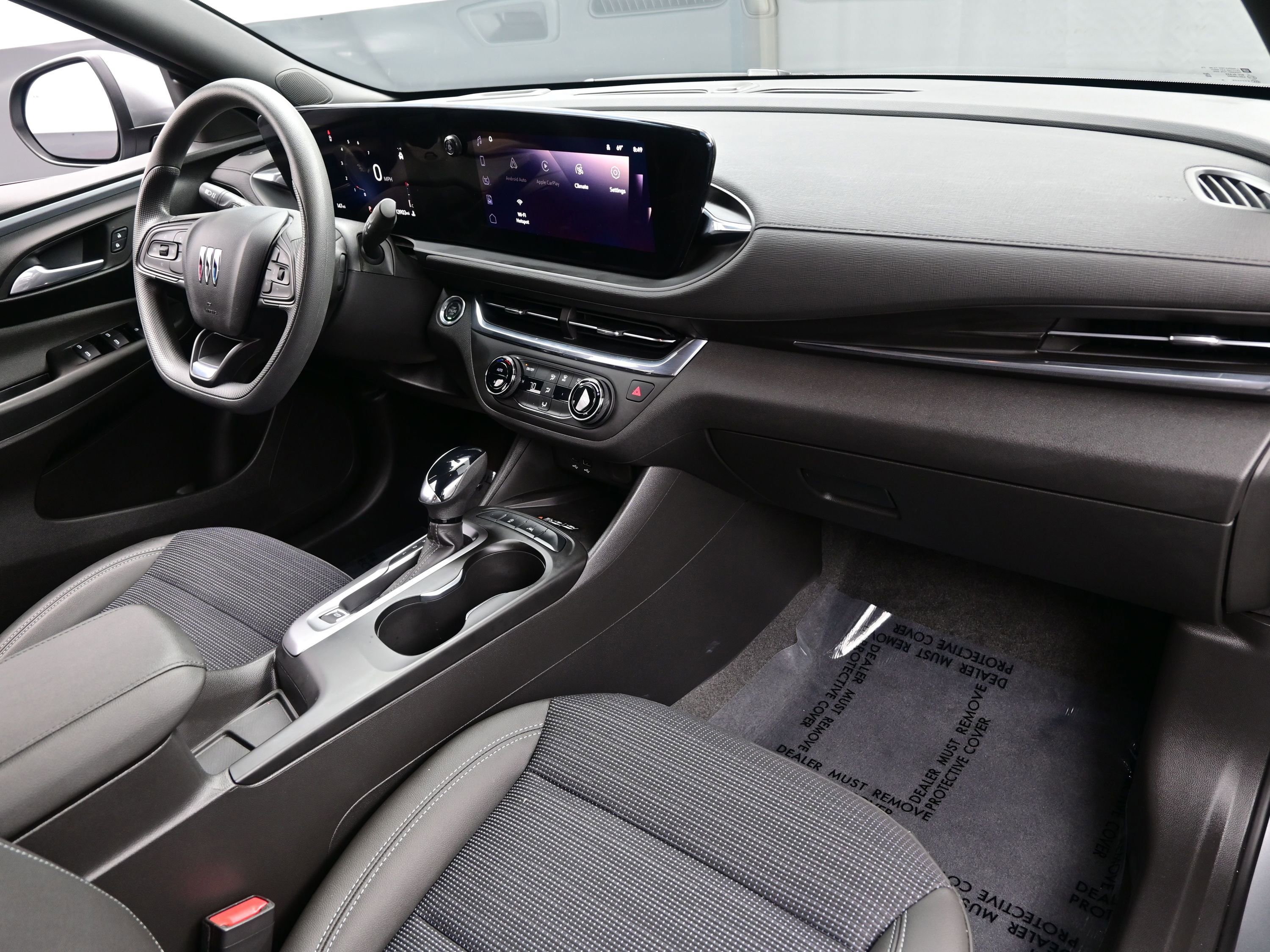 Used 2025 Buick Envista Preferred w/ Convenience II Package image 14