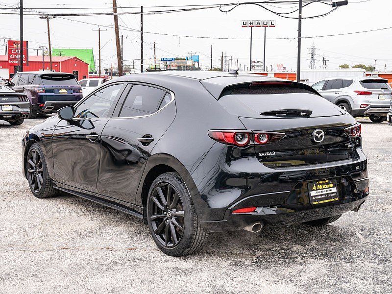Used 2019 MAZDA MAZDA3 Hatchback w/ Premium Package image 7