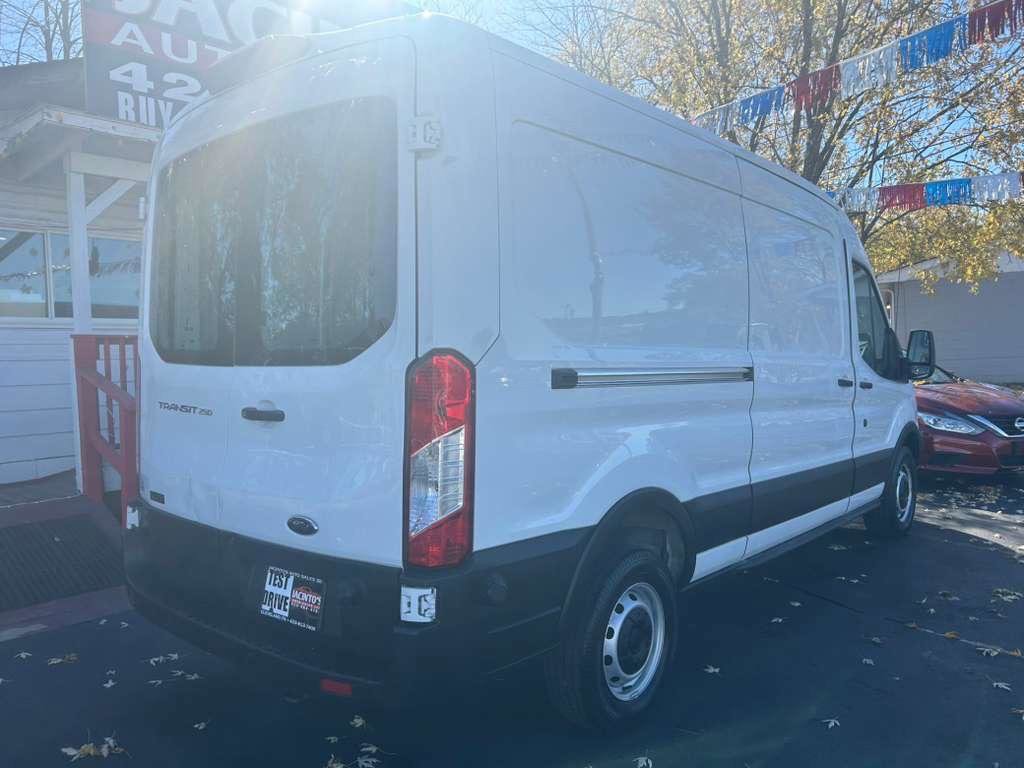 Used 2019 Ford Transit 250 148 Medium Roof image 5