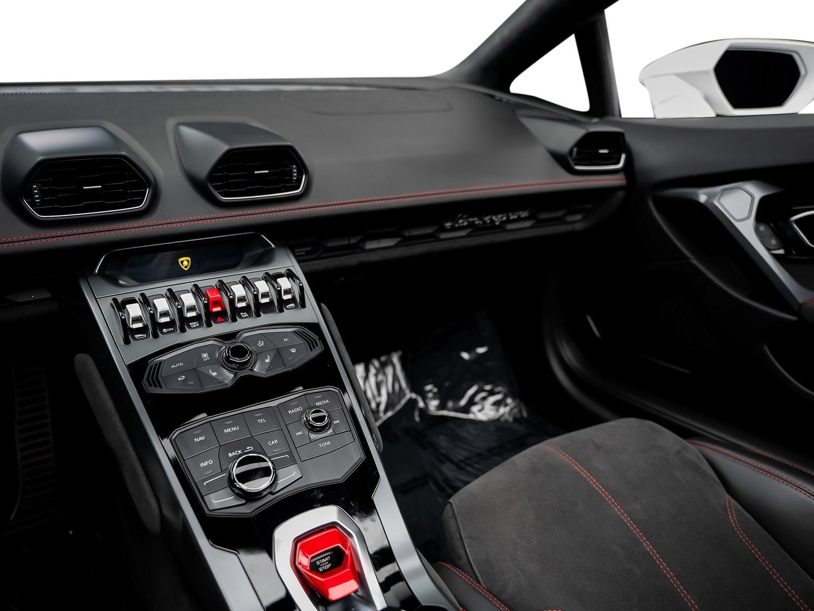 Used 2017 Lamborghini Huracan LP 580-2 RWD image 35