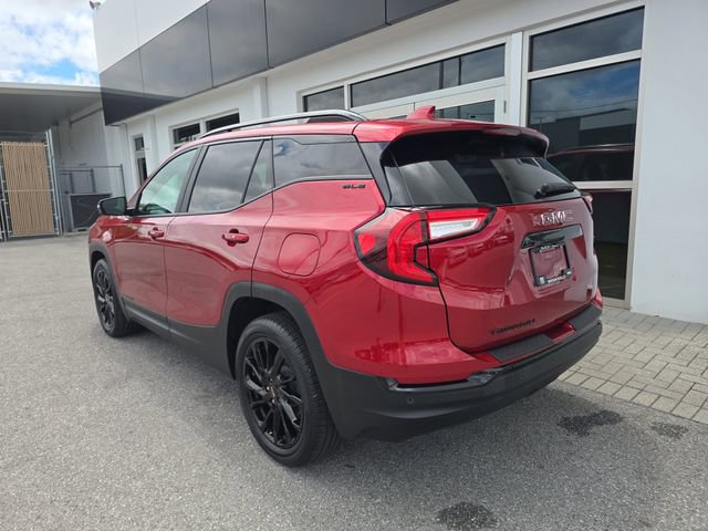 Certified 2024 GMC Terrain SLE w/ Driver Convenience Package image 5