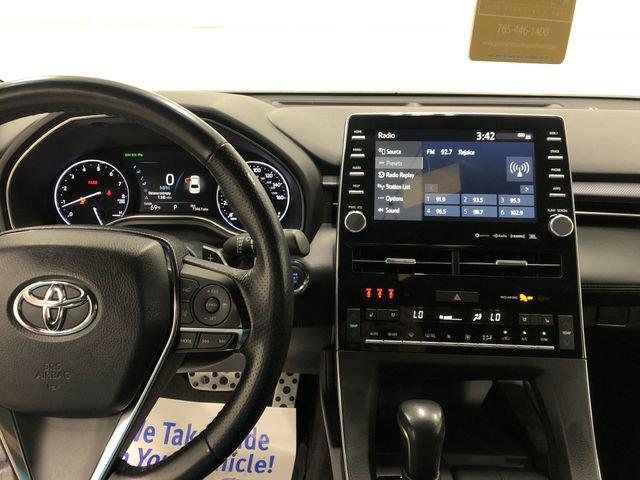 Used 2020 Toyota Avalon Touring w/ Advanced Safety Package image 20