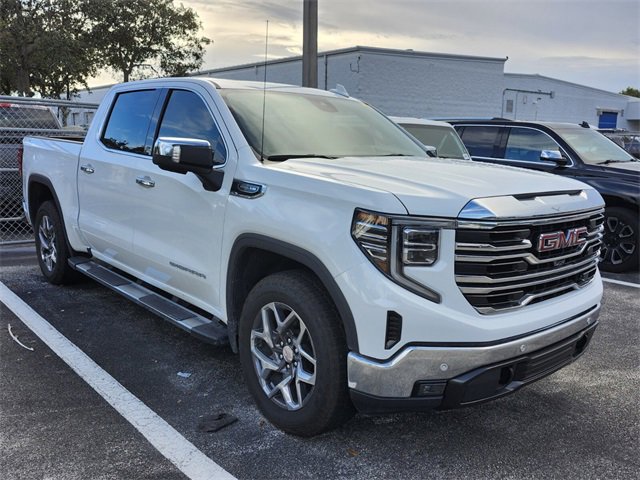Used 2024 GMC Sierra 1500 SLT w/ SLT Premium Plus Package image 3