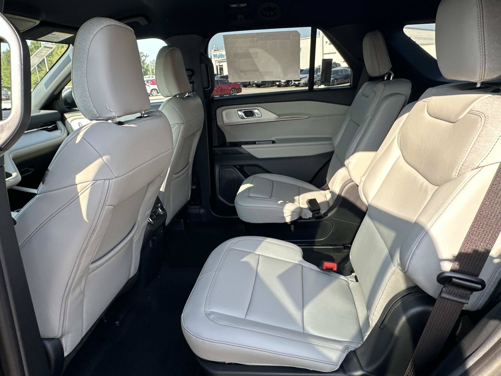 New 2027 Ford Explorer Active w/ Active Comfort Package AWD/4WD image 26