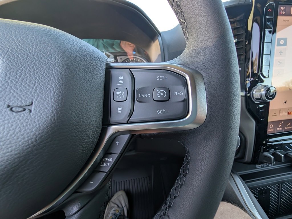 New 2026 RAM 1500 4x4 Crew Cab image 21