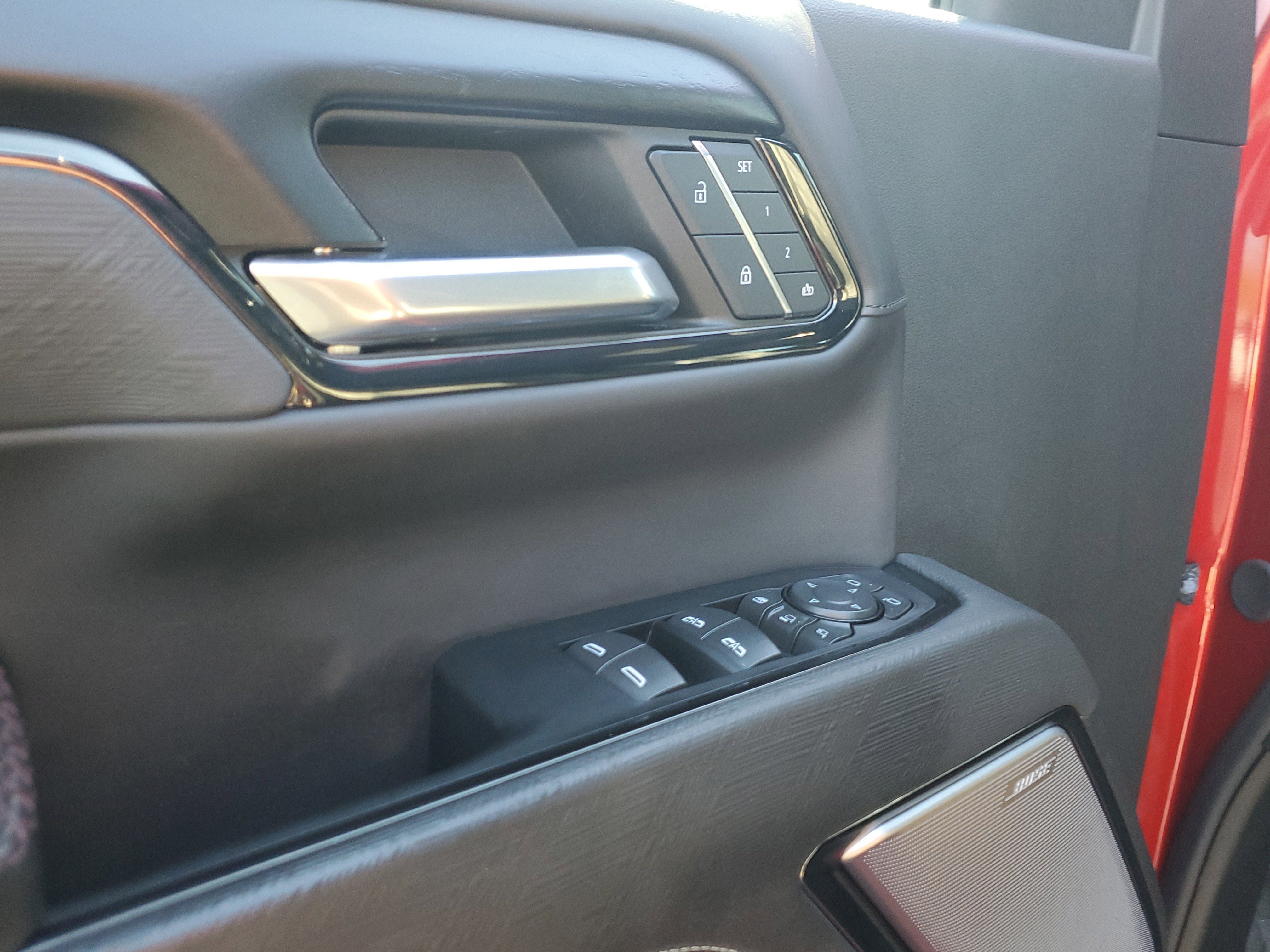 Used 2024 GMC Sierra 2500 AT4X w/ AT4X AEV Edition image 20