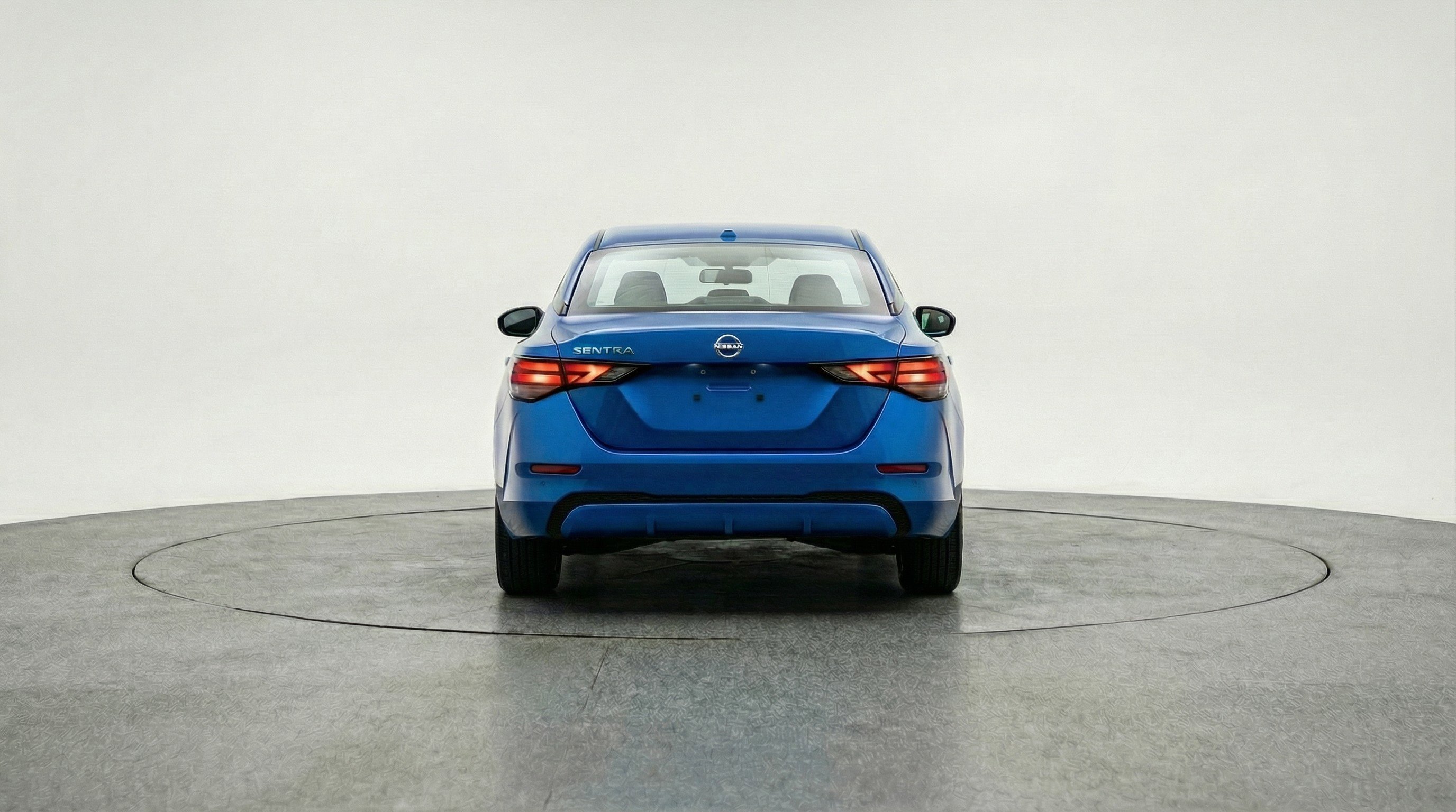 Used 2025 Nissan Sentra SV image 7