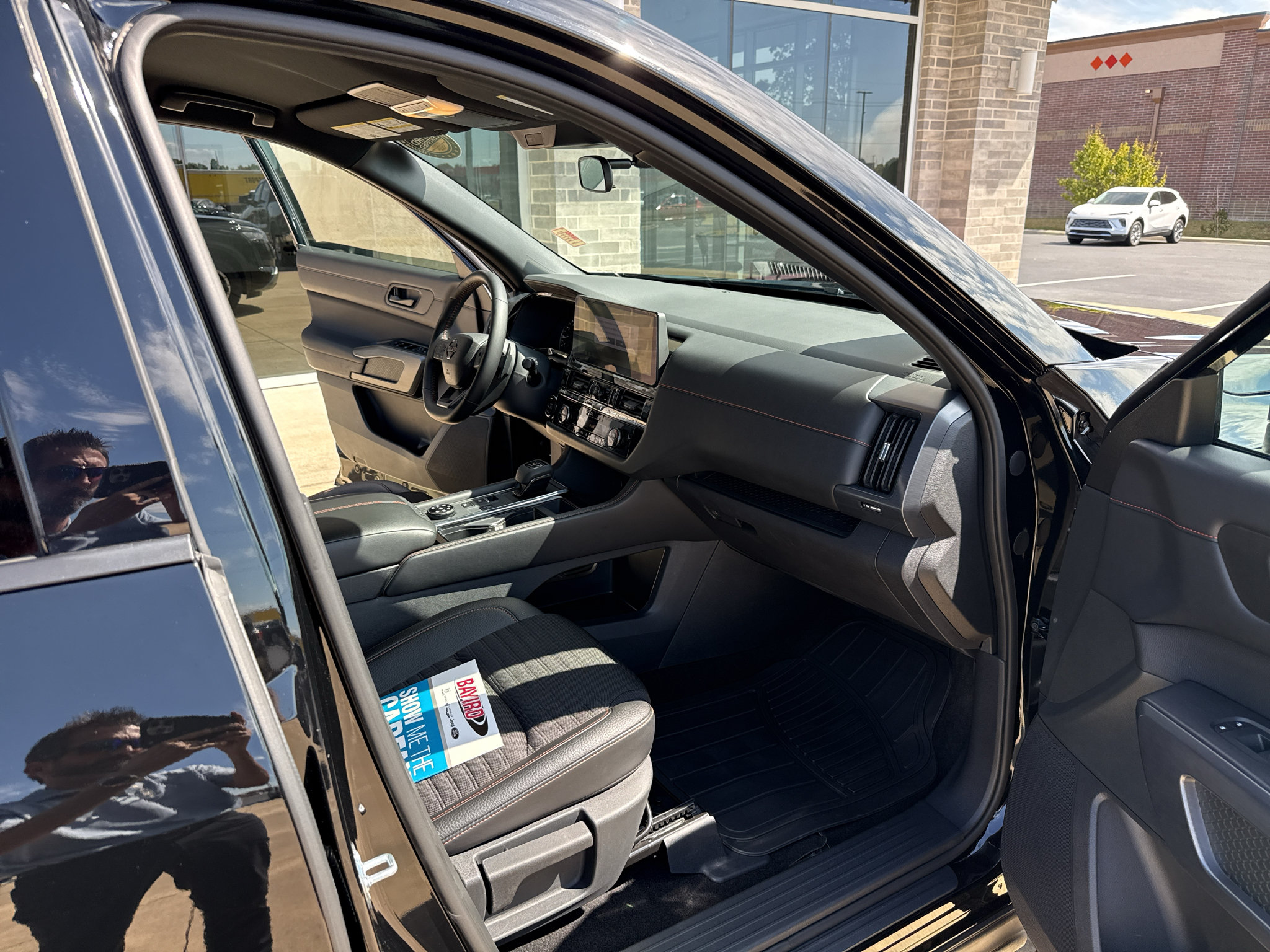 Used 2026 Nissan Pathfinder Rock Creek AWD/4WD image 19