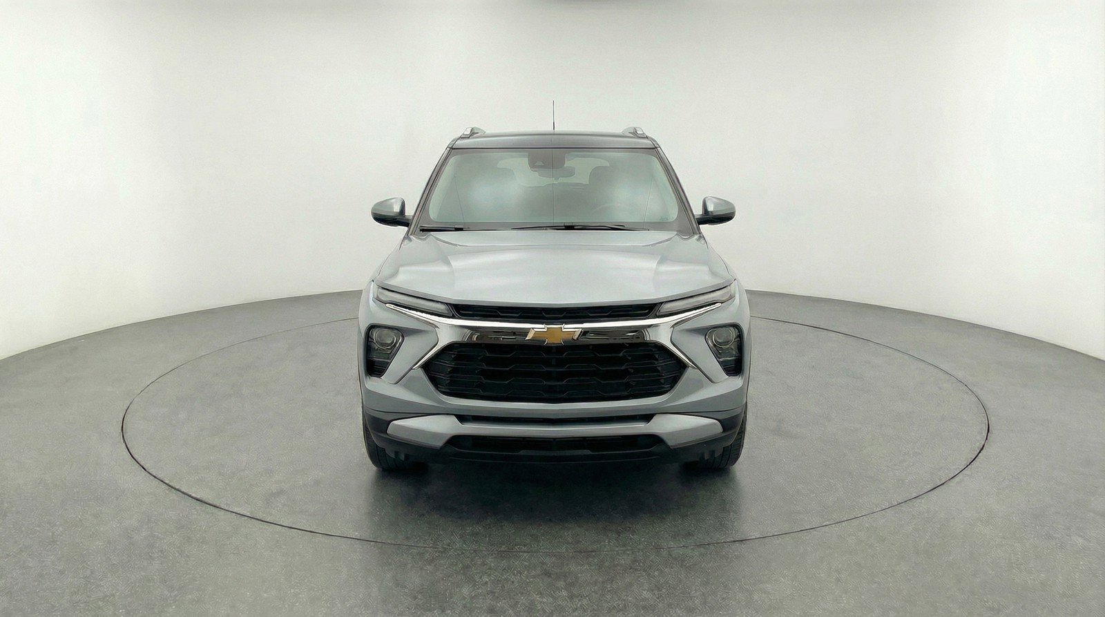 Used 2025 Chevrolet TrailBlazer LT image 2