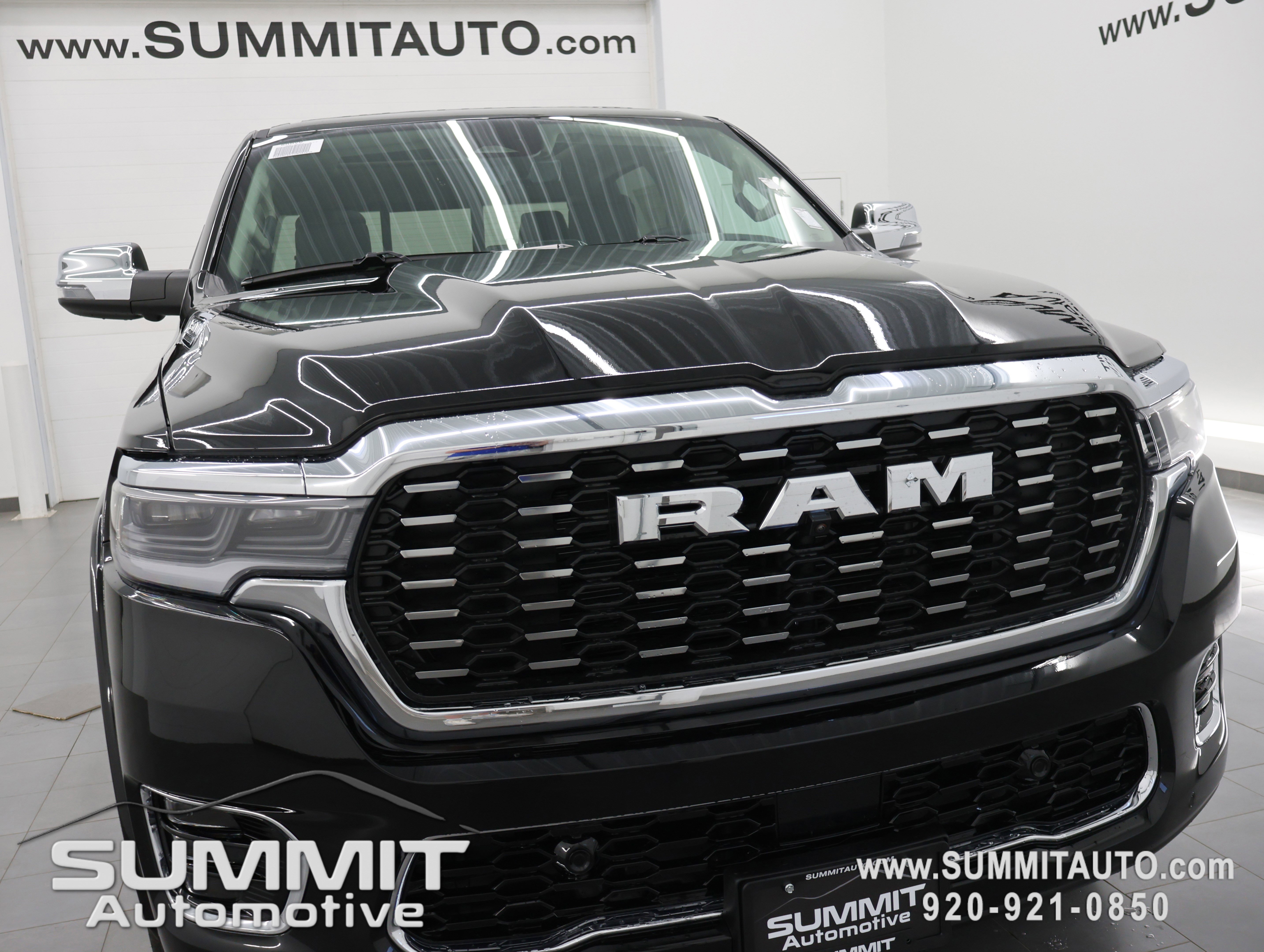 New 2026 RAM 1500 Tungsten AWD/4WD image 25