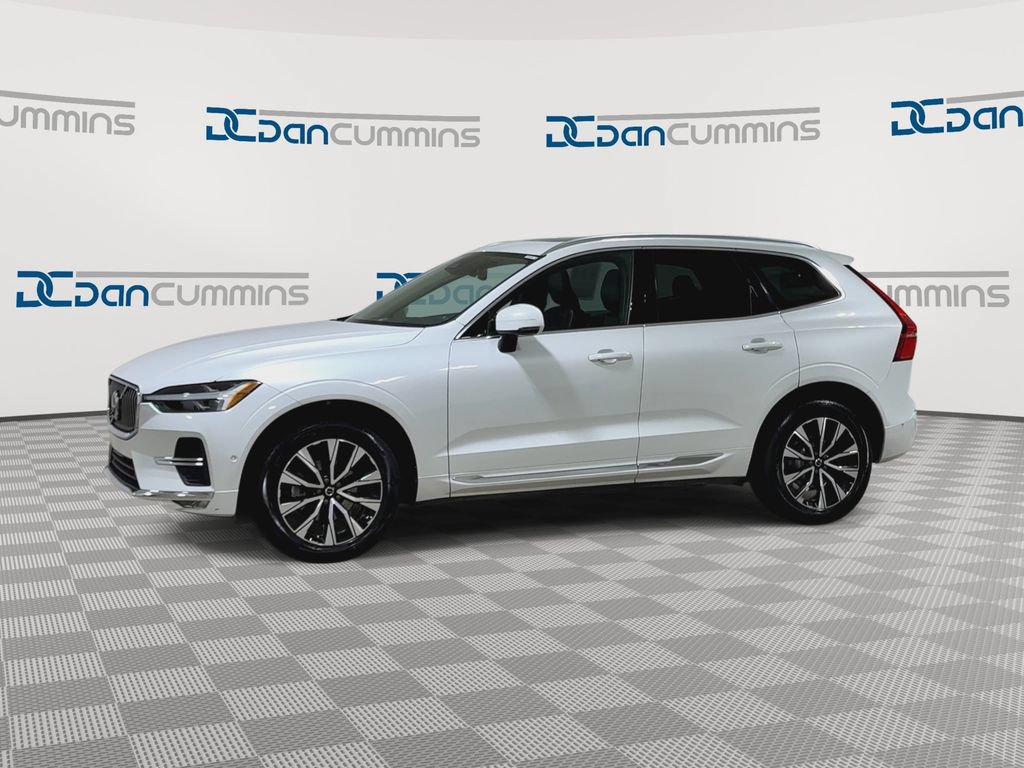 Used 2023 Volvo XC60 B5 Plus FWD image 4