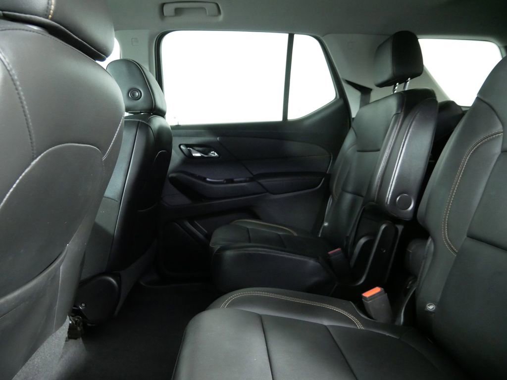 Used 2019 Chevrolet Traverse LT w/ LT Premium Package AWD/4WD image 16