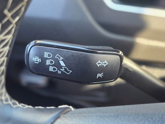 Used 2024 Volkswagen Tiguan Wolfsburg Edition image 41