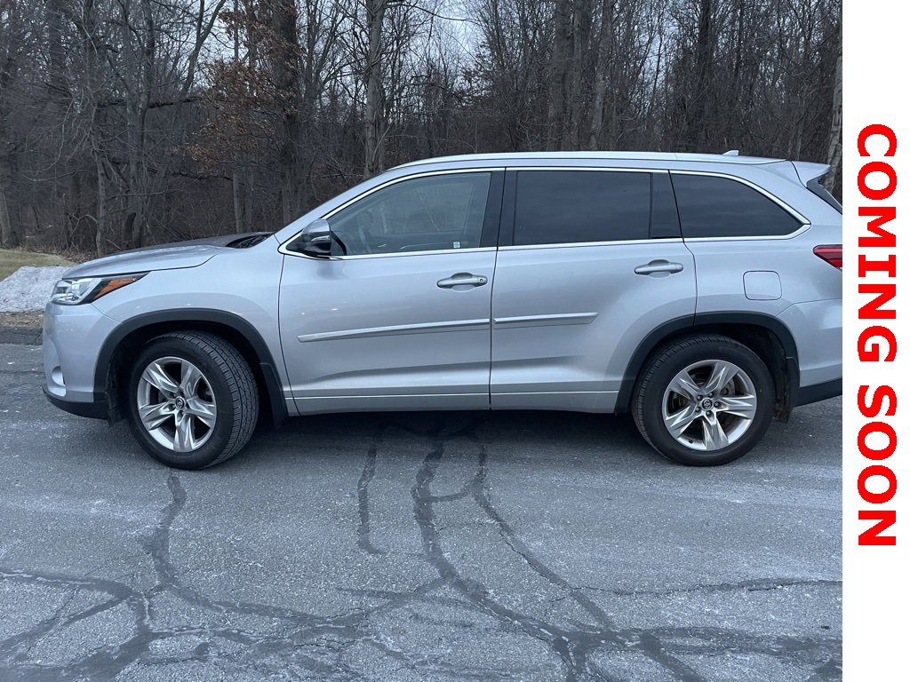 Used 2019 Toyota Highlander Limited image 4