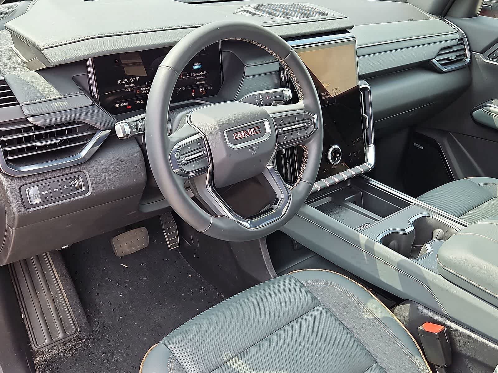 Used 2024 GMC Acadia AT4 AWD/4WD image 16