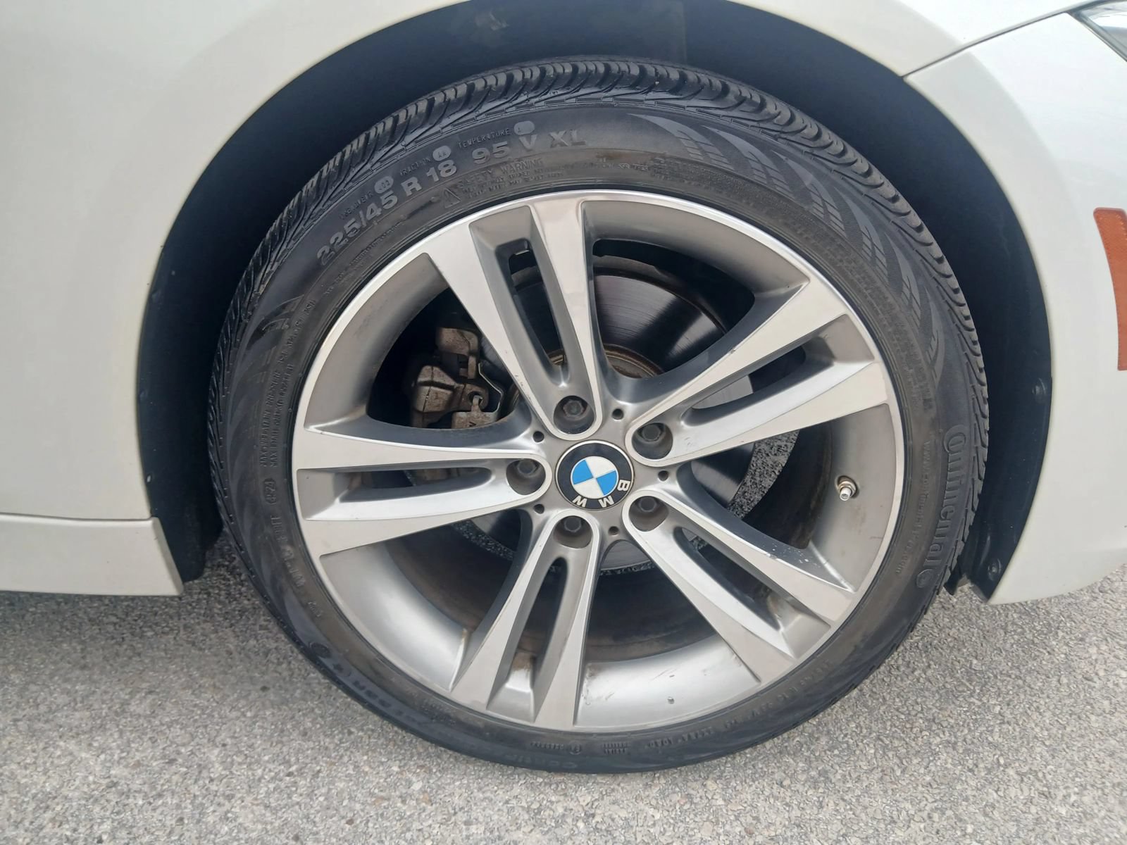 Used 2016 BMW 328i Sedan RWD image 18
