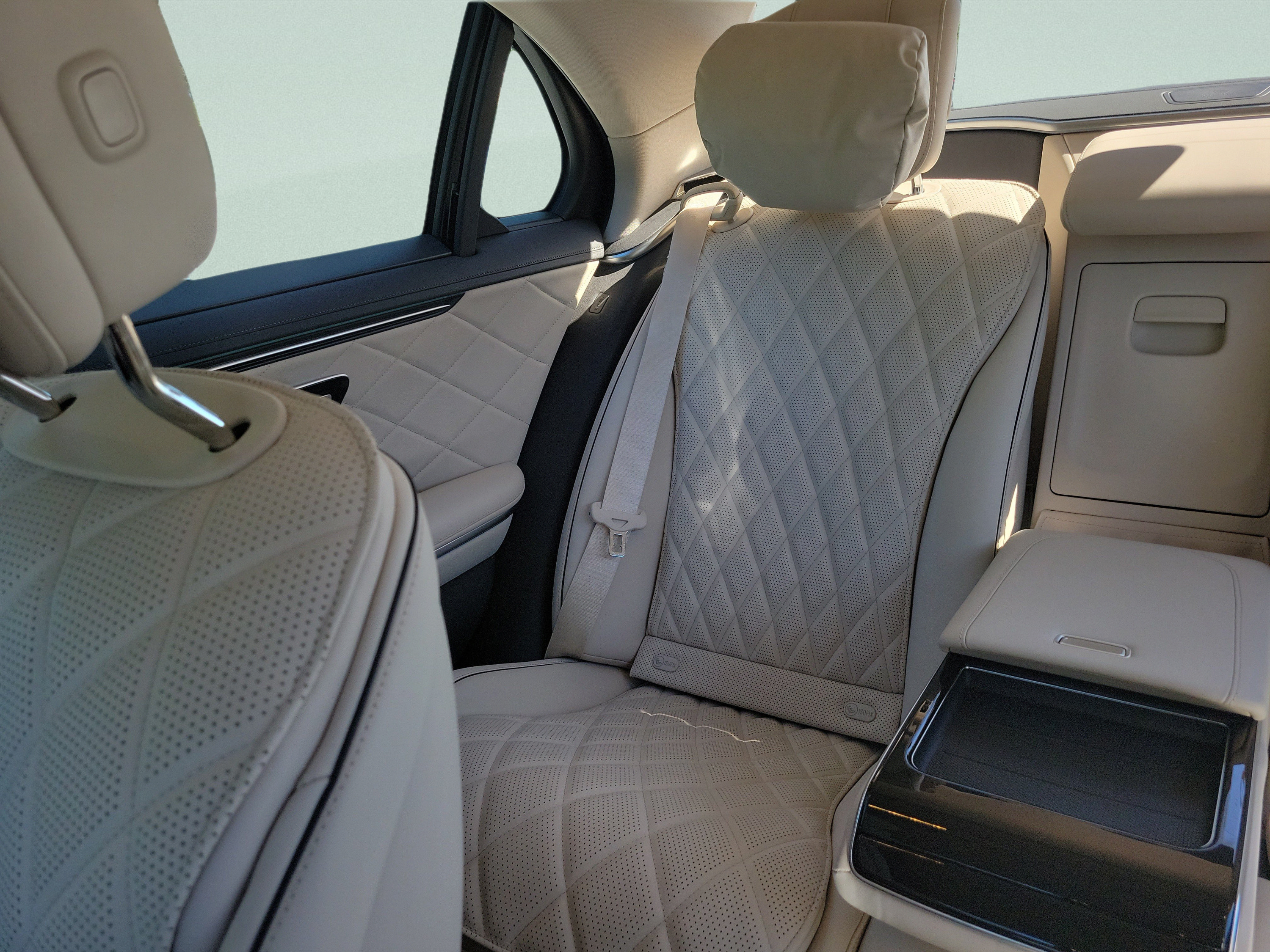 New 2027 Mercedes-Benz S 580 4MATIC Sedan image 13