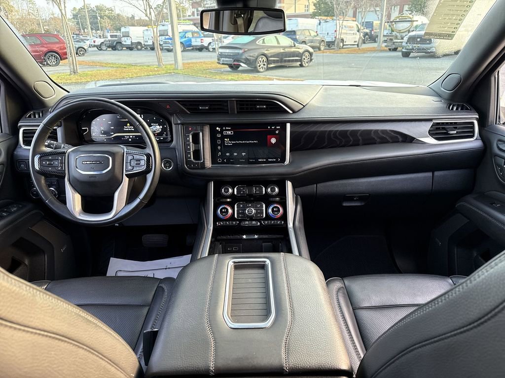 Used 2023 GMC Yukon Denali image 24