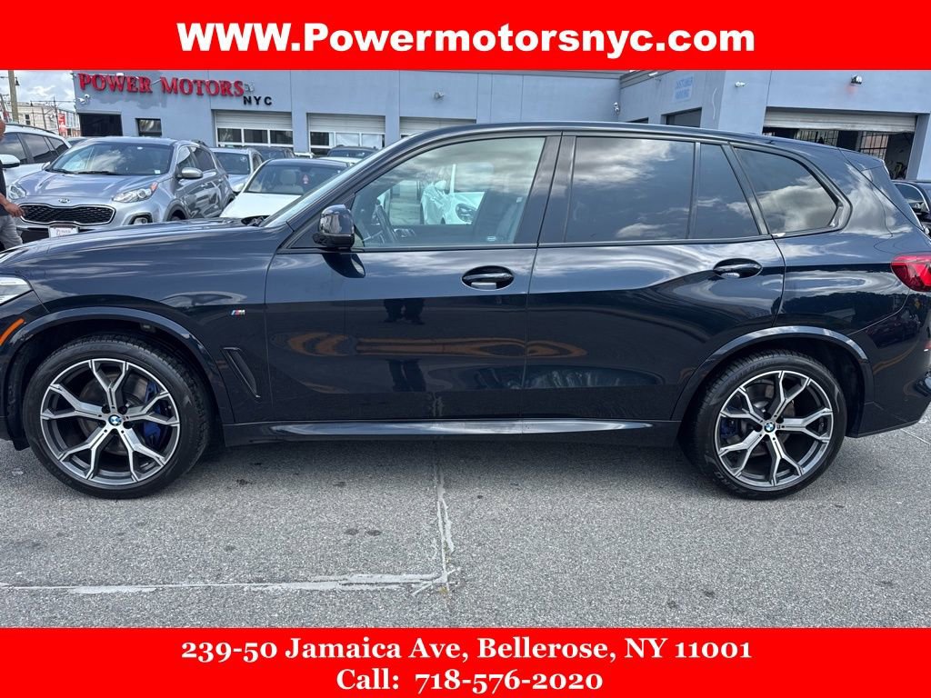 Used 2020 BMW X5 M50i w/ Premium Package image 2