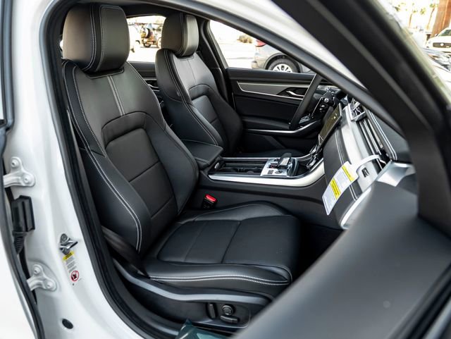 New 2024 Jaguar XF R-Dynamic SE image 28