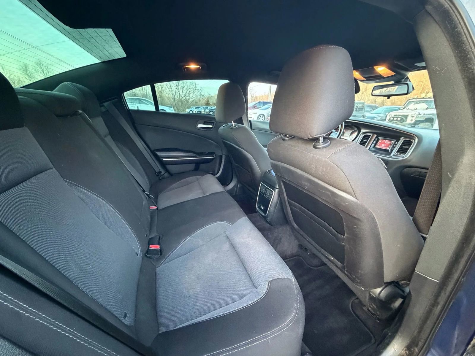 Used 2017 Dodge Charger SE image 11