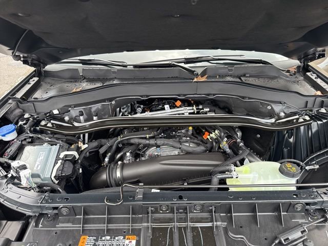 Used 2026 Ford Explorer ST-Line w/ ST-Line Street Pack AWD/4WD image 24