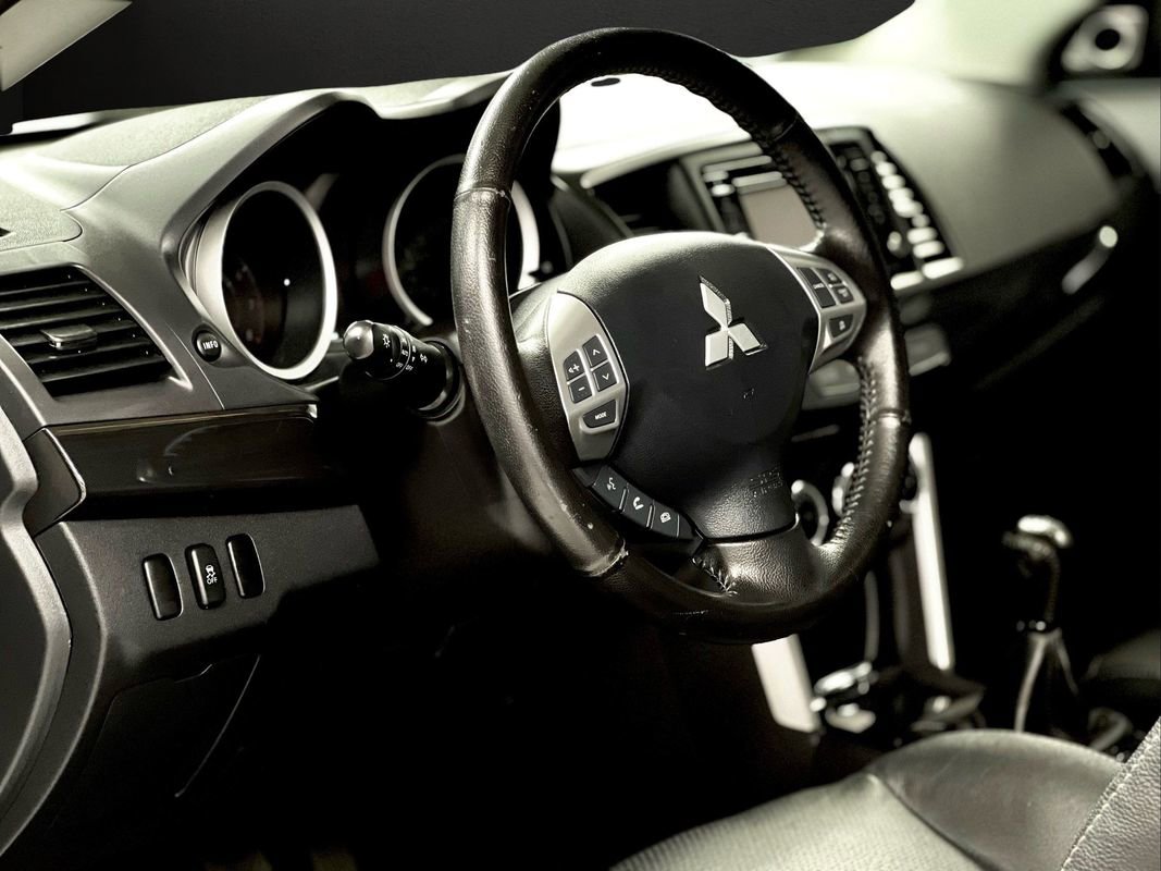 Used 2016 Mitsubishi Lancer GT image 16