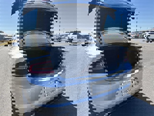 Used 2021 Dodge Charger SXT w/ Blacktop Package image 15