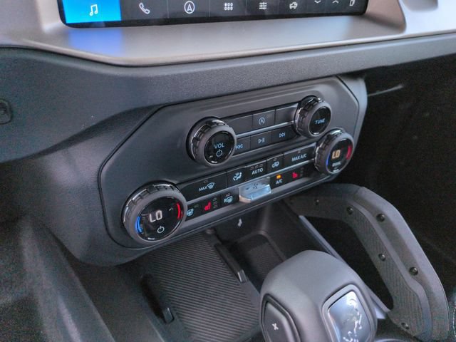 New 2026 Ford Bronco Outer Banks w/ Sasquatch Package AWD/4WD image 17